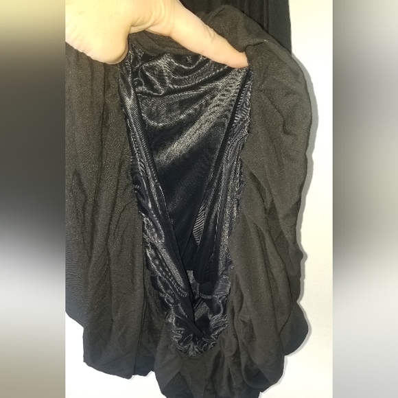 Zara little black slim bubble dress - Audrey Hepburn - Picture 2 of 5